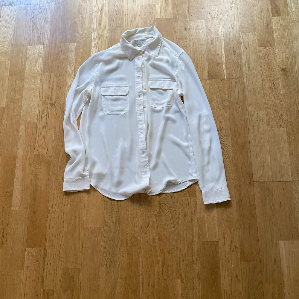 LOFT Woman's Shirt (NEW)